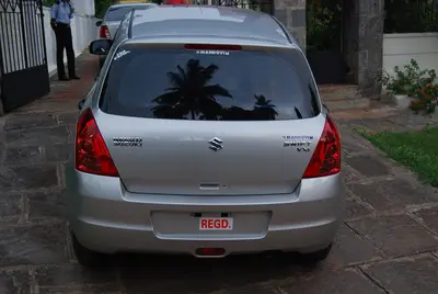 2019 Maruti Suzuki Swift — thumbnail 4