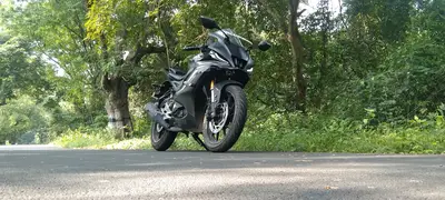 2020 Yamaha YZF-R15 — thumbnail 4