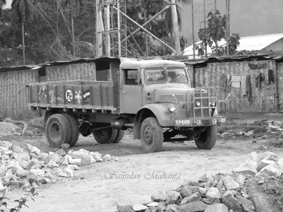 2021 Tata Intra V30 — thumbnail 4