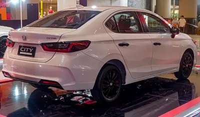 2018 Honda City — thumbnail 2