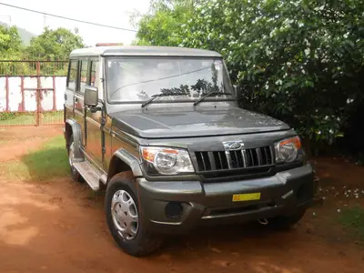 2019 Mahindra Bolero Pik-Up — thumbnail 2